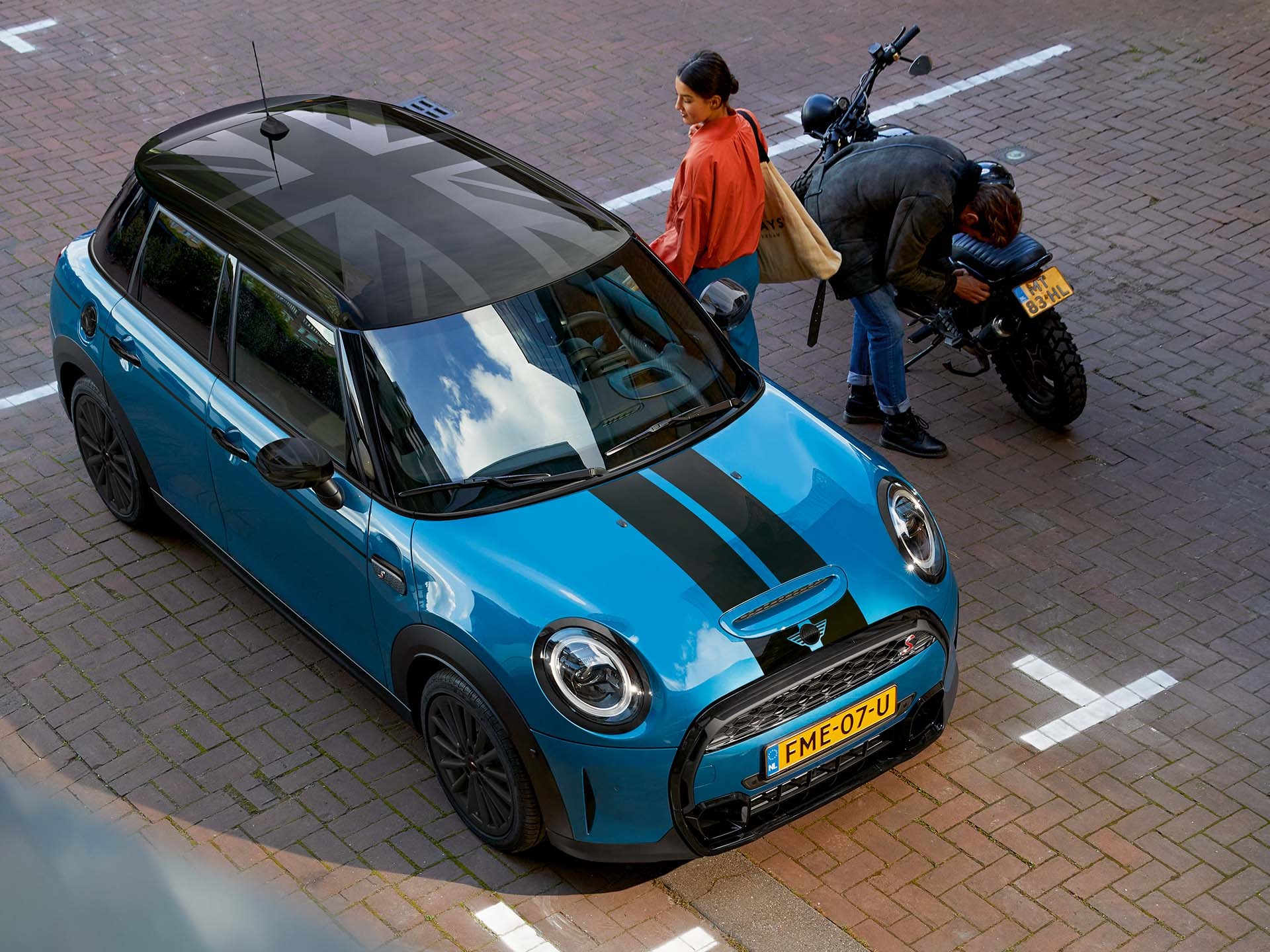 Аксессуары MINI наклейка на крышу mini night jack 